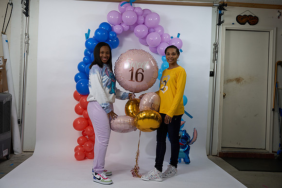 121Sweet Sixteen Chanel-7478
