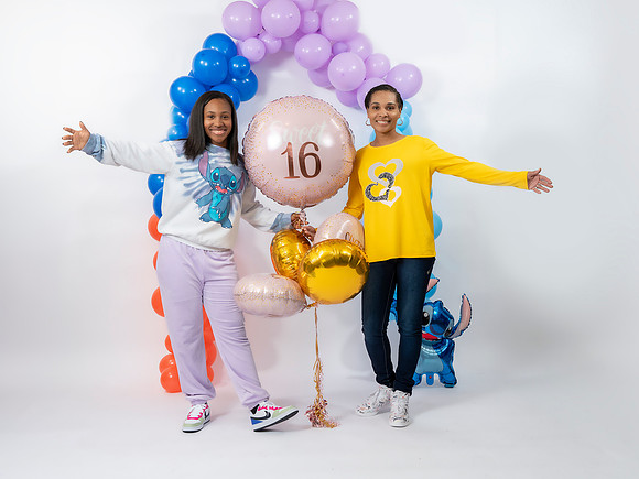 119Sweet Sixteen Chanel-7476