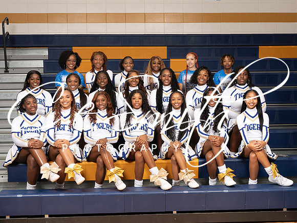 Bradwell Institute Basketball Cheer Team-12-6046