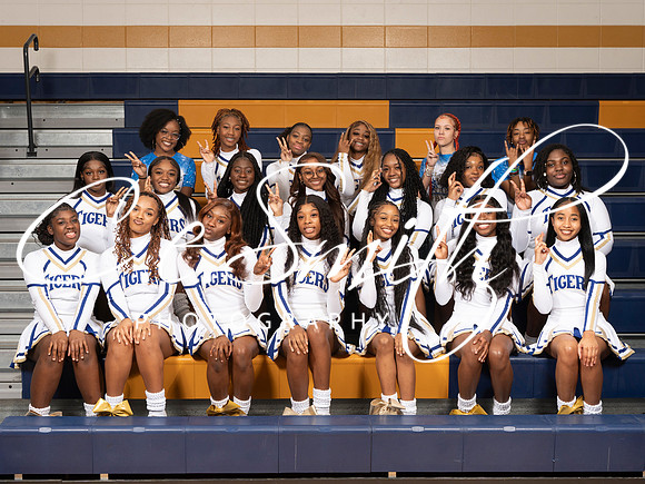 Bradwell Institute Basketball Cheer Team-19-6053
