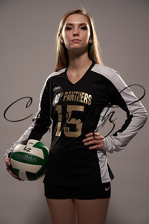 LCHS-VB20_2020-LCHS-Volleyball-Seniors_02047