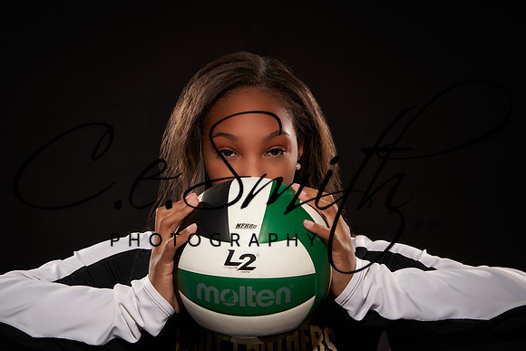 LCHS-VB20_2020-LCHS-Volleyball-Seniors_02103